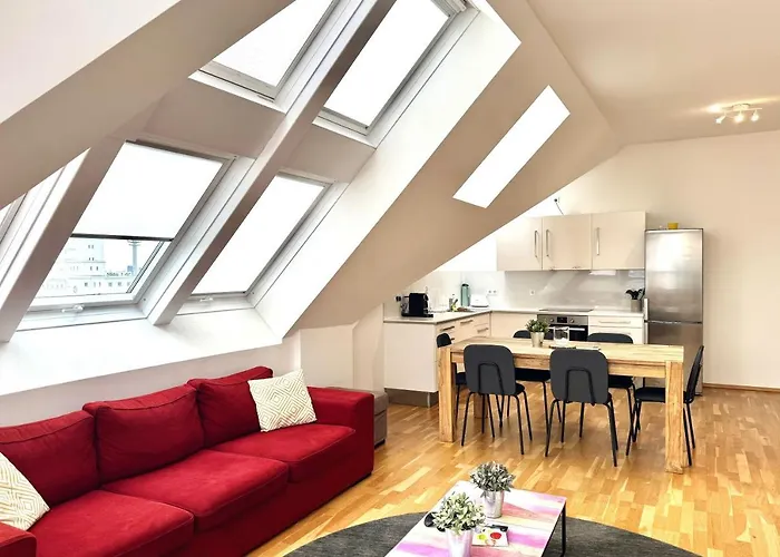 Spacious Penthouse In Favoriten Апартаменти